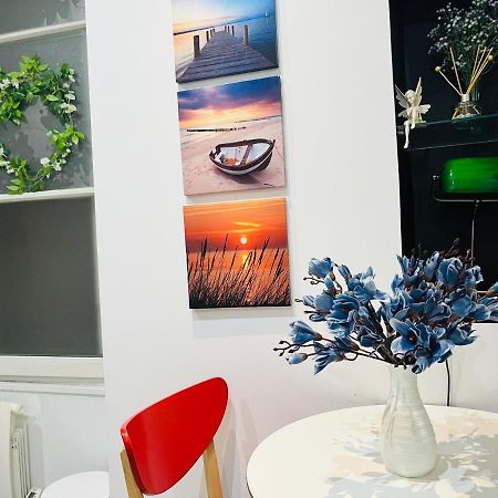 Dream Dwell Paris-Chic Flat In The Heart Of Marais Near Pompidou Centreアパートメント エクステリア 写真