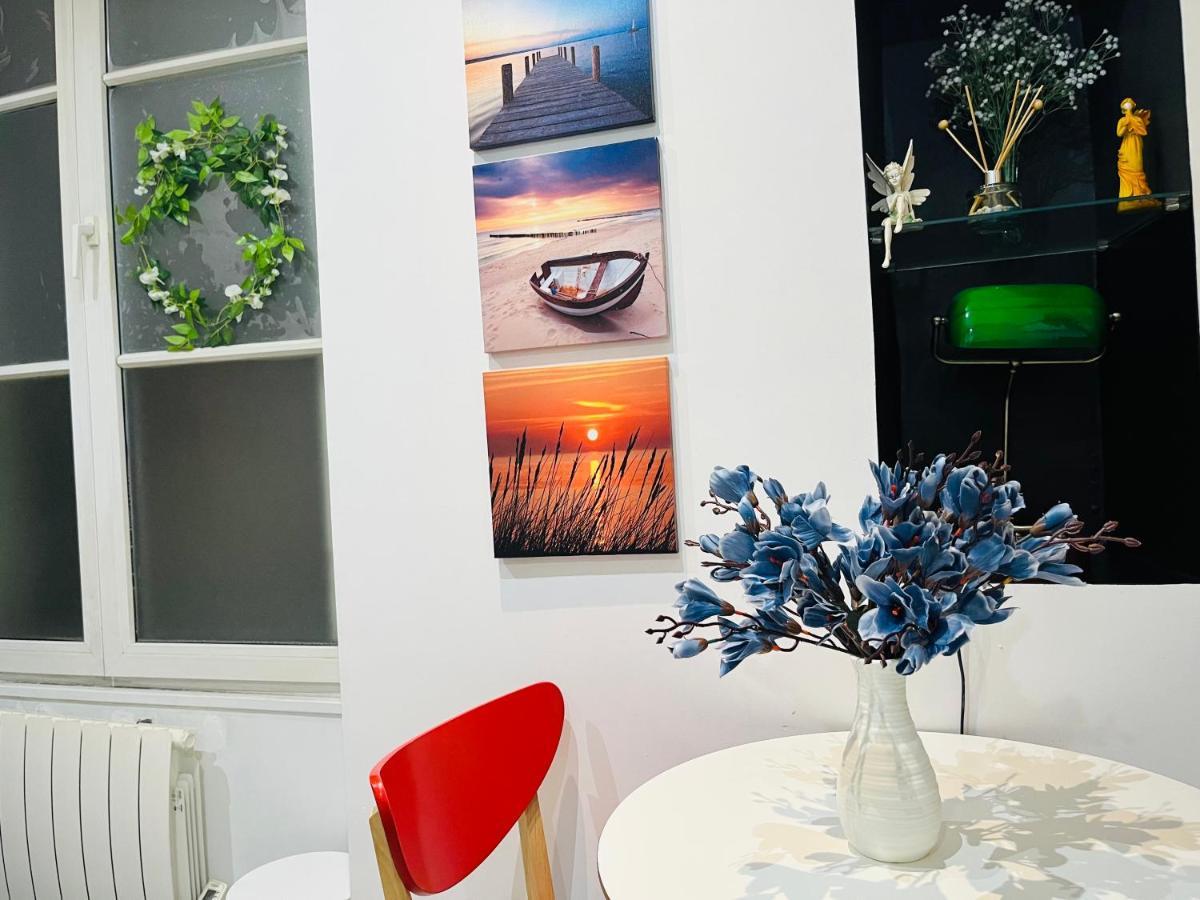 Dream Dwell Paris-Chic Flat In The Heart Of Marais Near Pompidou Centreアパートメント エクステリア 写真