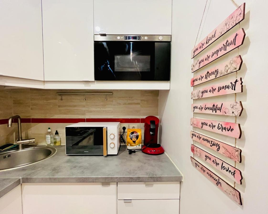 Dream Dwell Paris-Chic Flat In The Heart Of Marais Near Pompidou Centreアパートメント エクステリア 写真